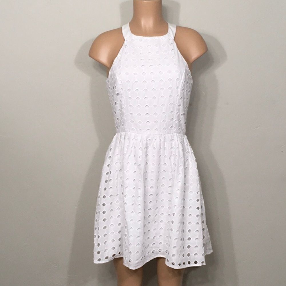 AQUA white dress. Runs small. NWT - Picture 2 of 9